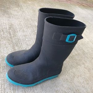 Rain Boots ( like new condition)